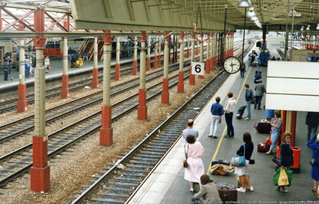 View southward from the footbridge on Platform 6, after the recent (1985)rationalisation and improvements.
